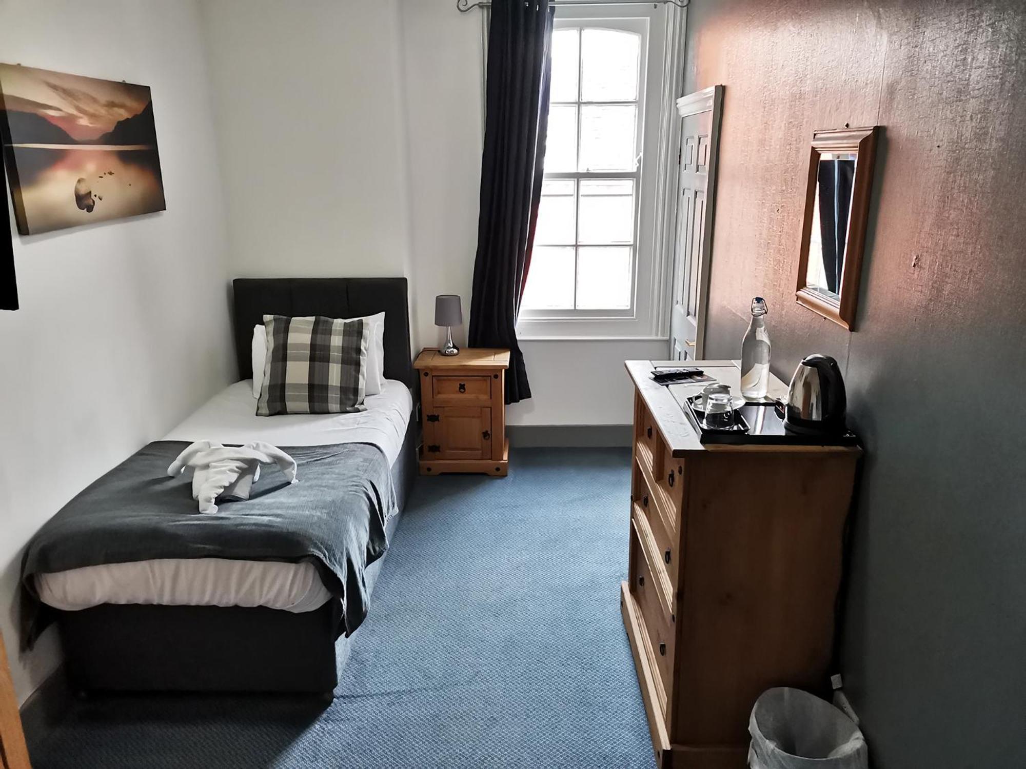 Stonehenge Inn & Shepherd'S Huts Bulford Kamer foto